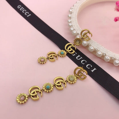 2025 Retro flower earrings