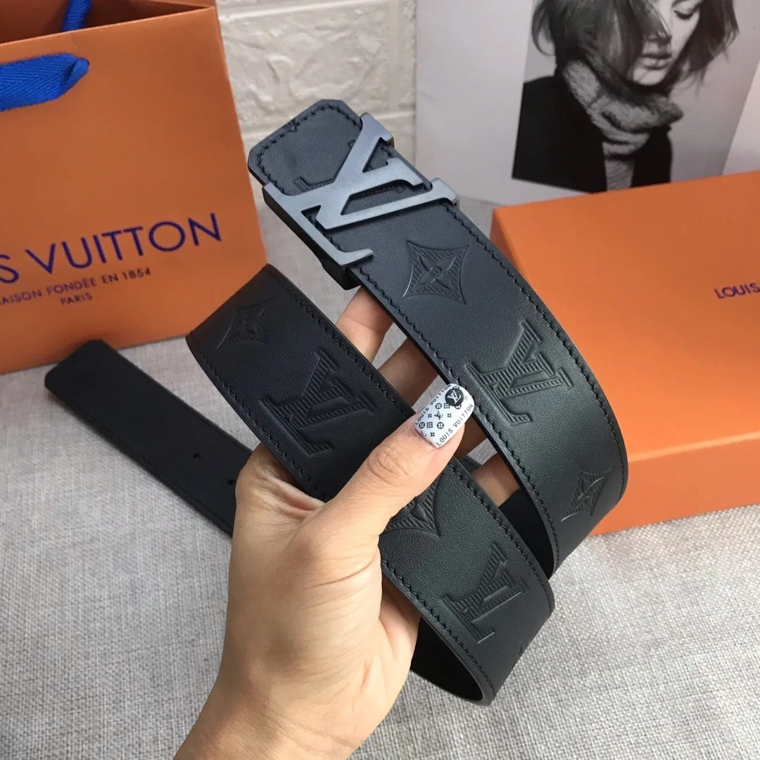 2025 L embossed belt