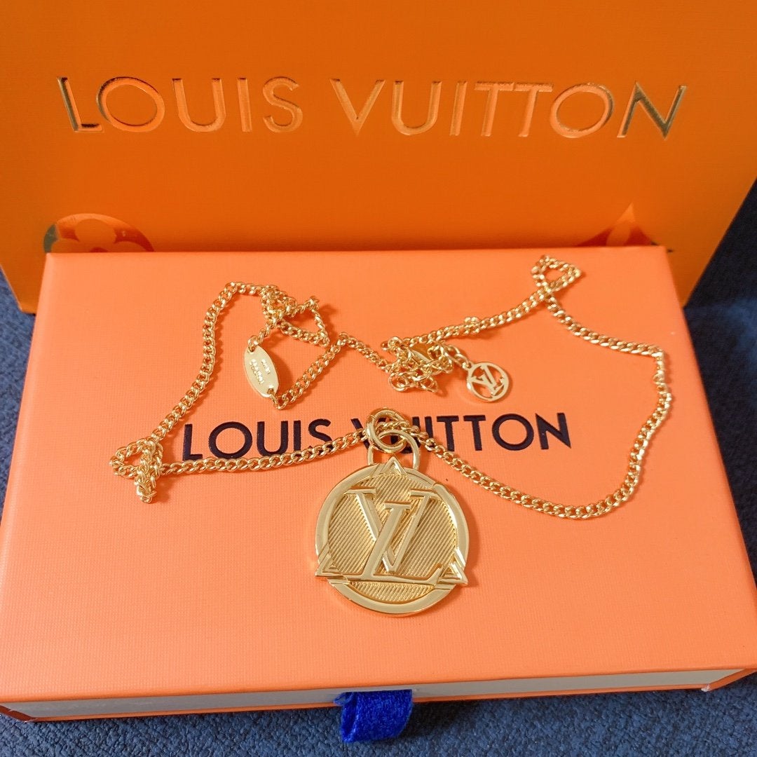 2025 Luxury Pendant Necklace