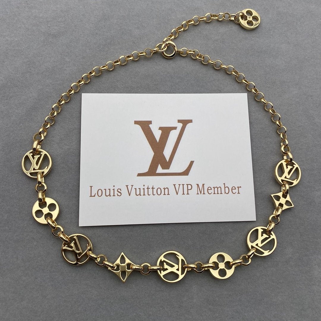 2025 Fashionable Hollow Printed Necklace