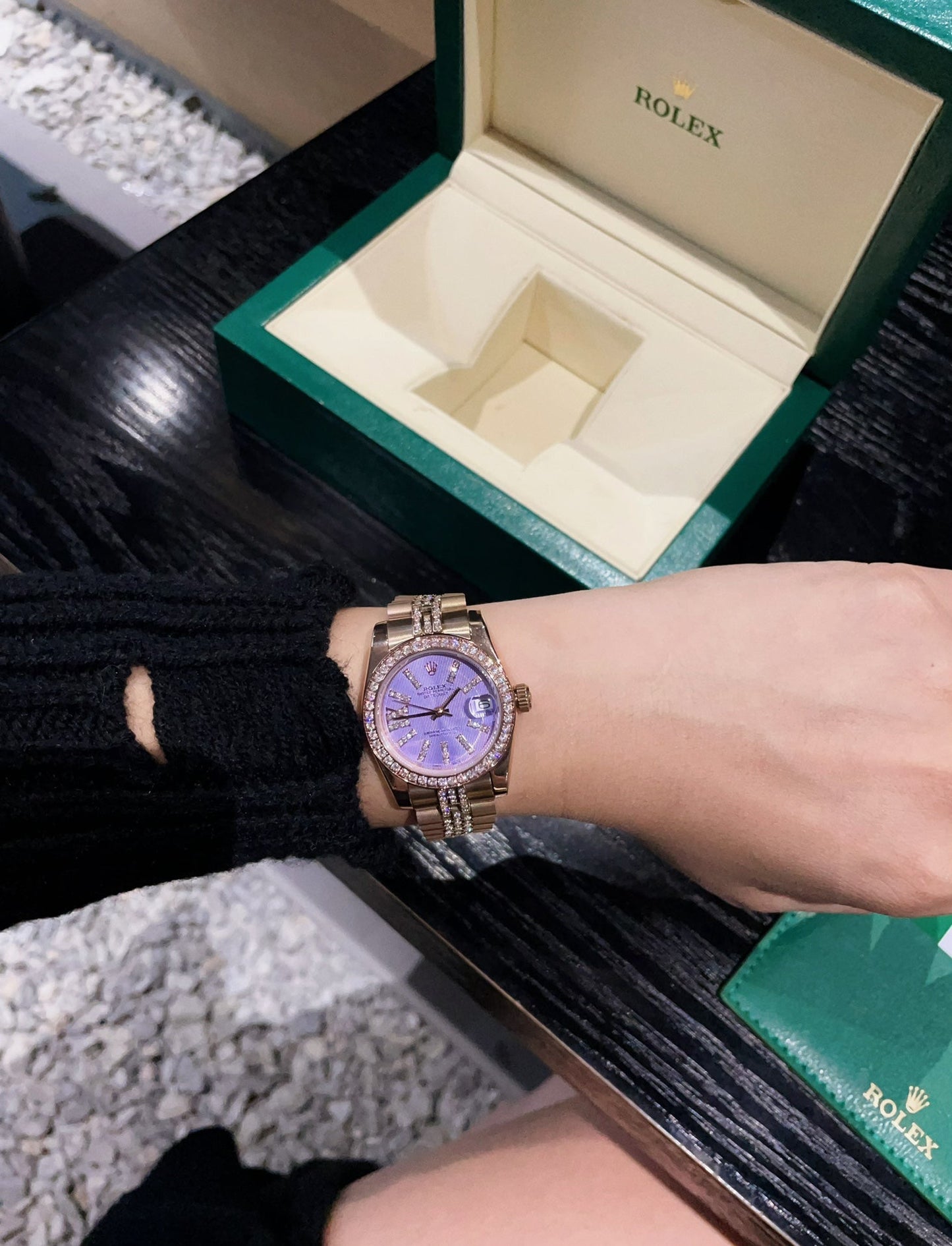 New Lady Dial Quartz Women's Watch