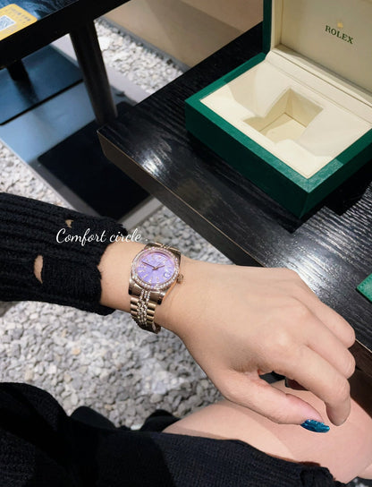New Lady Dial Quartz Women's Watch