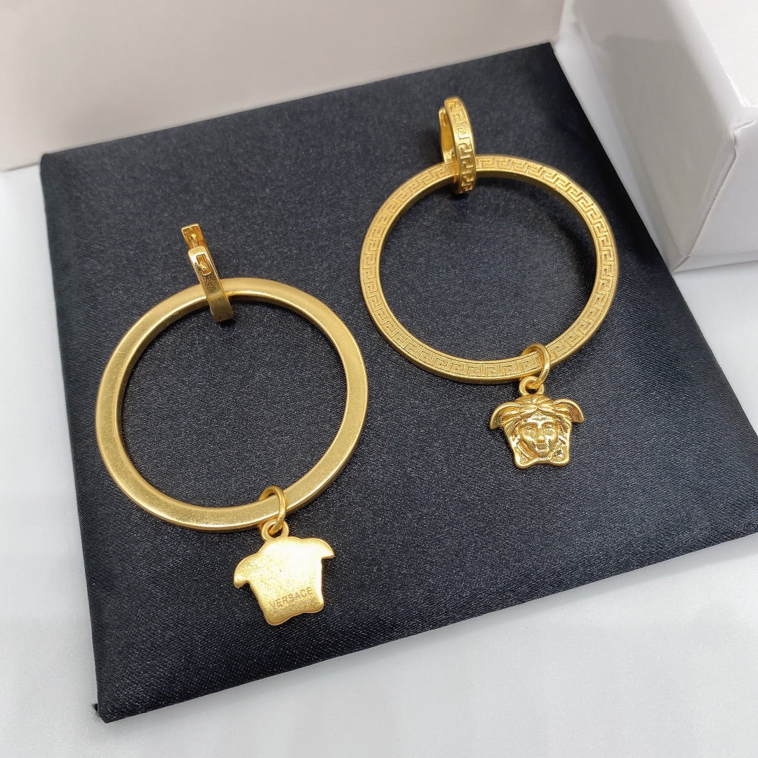 2025 Medusa Labyrinth Large Hoop Earrings