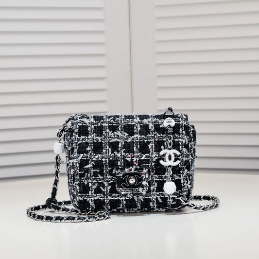 2025 Bag New Stylish Flap Bag W3861