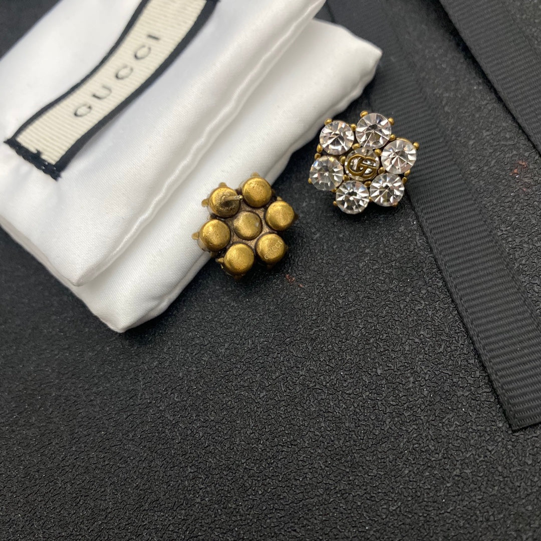 2025 Vintage Diamond Flower Stud Earrings