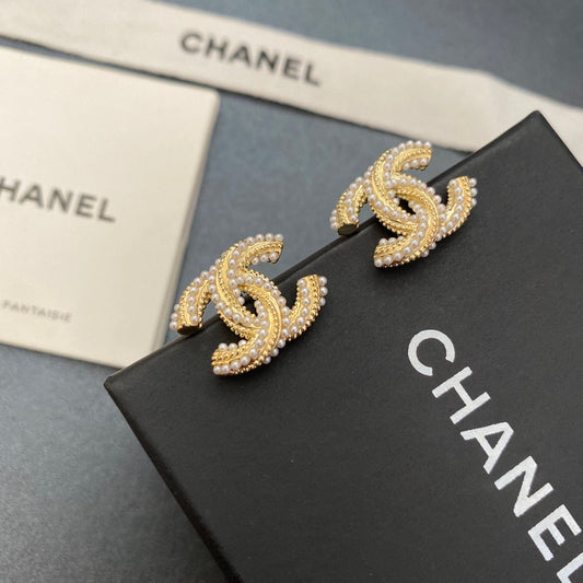 2025 Temperament Pearl Letter Stud Earrings
