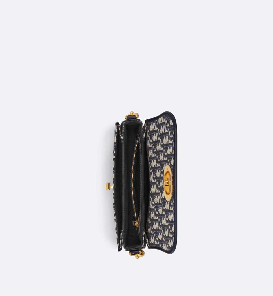 2025 Bag 30 MONTAIGNE AVENUE BAG
