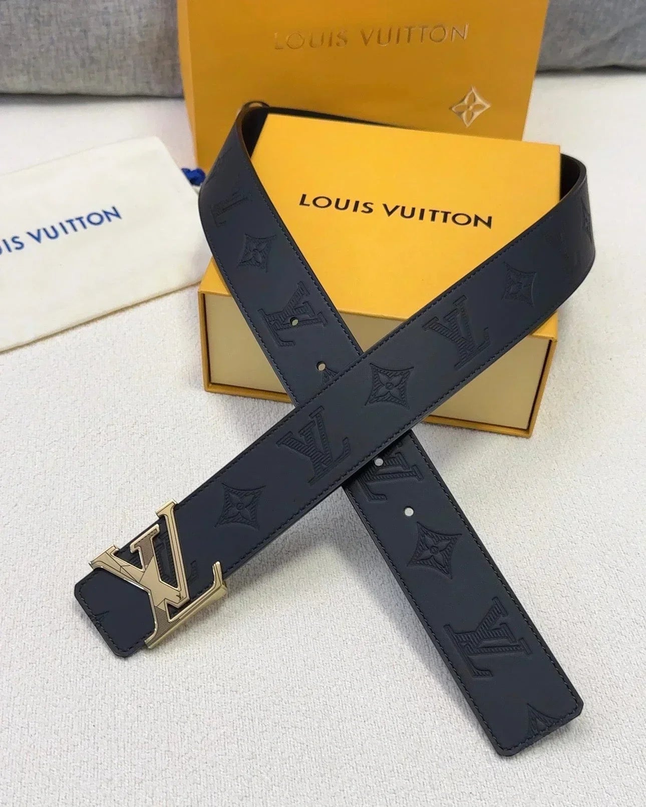 2025 belt Double-faced calfskin belt, 40 mm wide