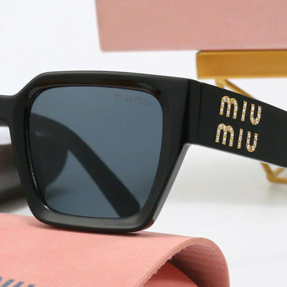 2025 Square frame universal sunglasses 4018