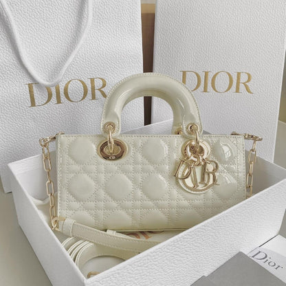 2025 Bag Classic Top-handle Bag W90