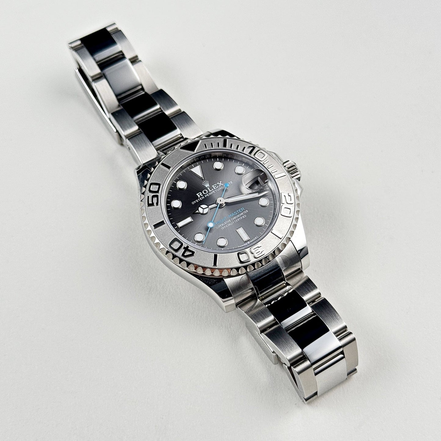 2025 Watch Yacht-Master 268622 Stainless Steel/Platinum Rhodium Dial (2024)