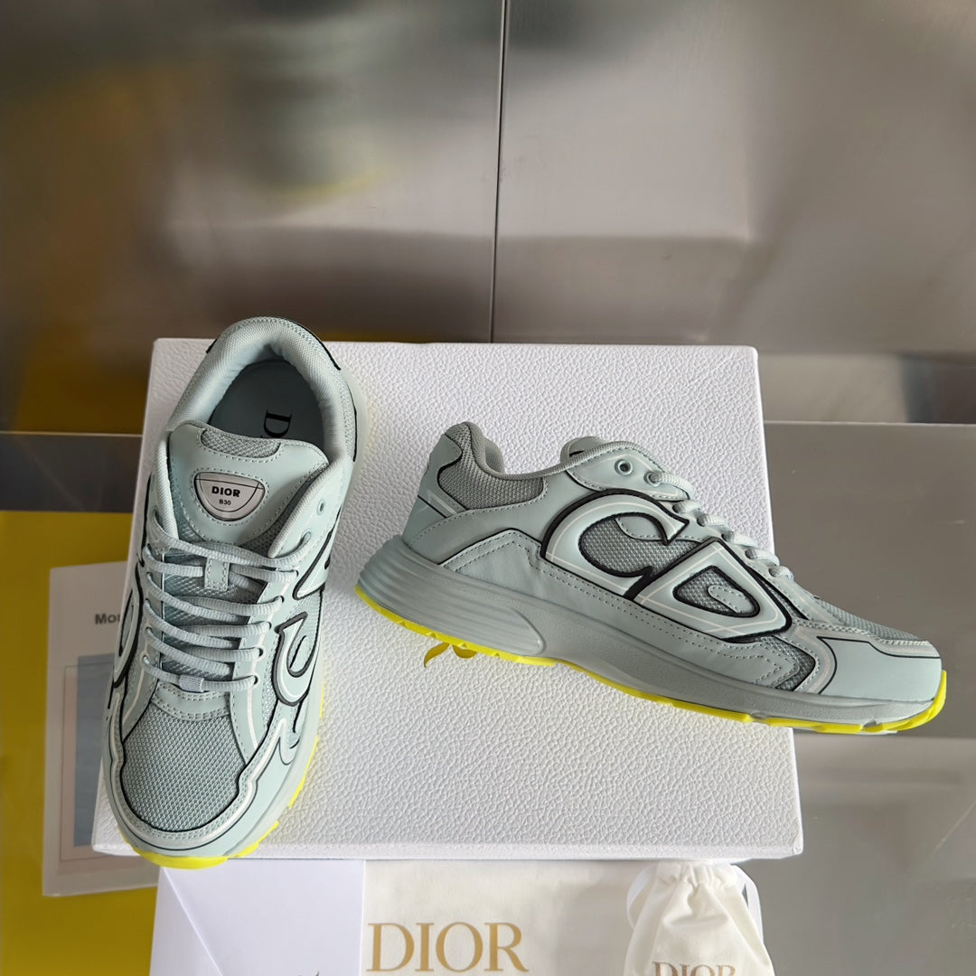 2025 1111 New color matching good quality shoes