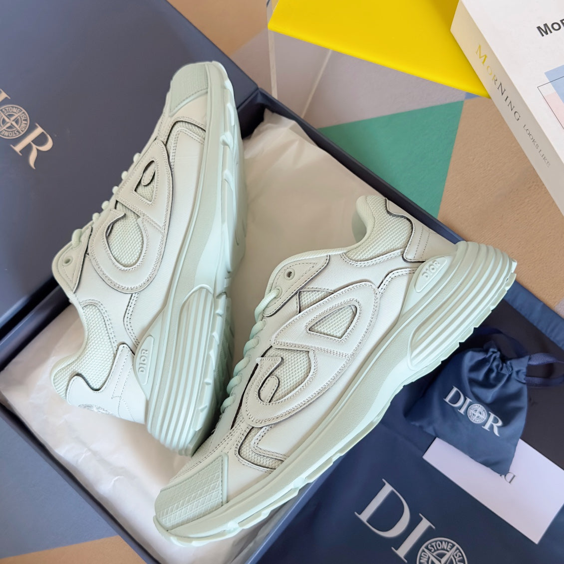 2025 1225 New high quality new color sports fashion shoes