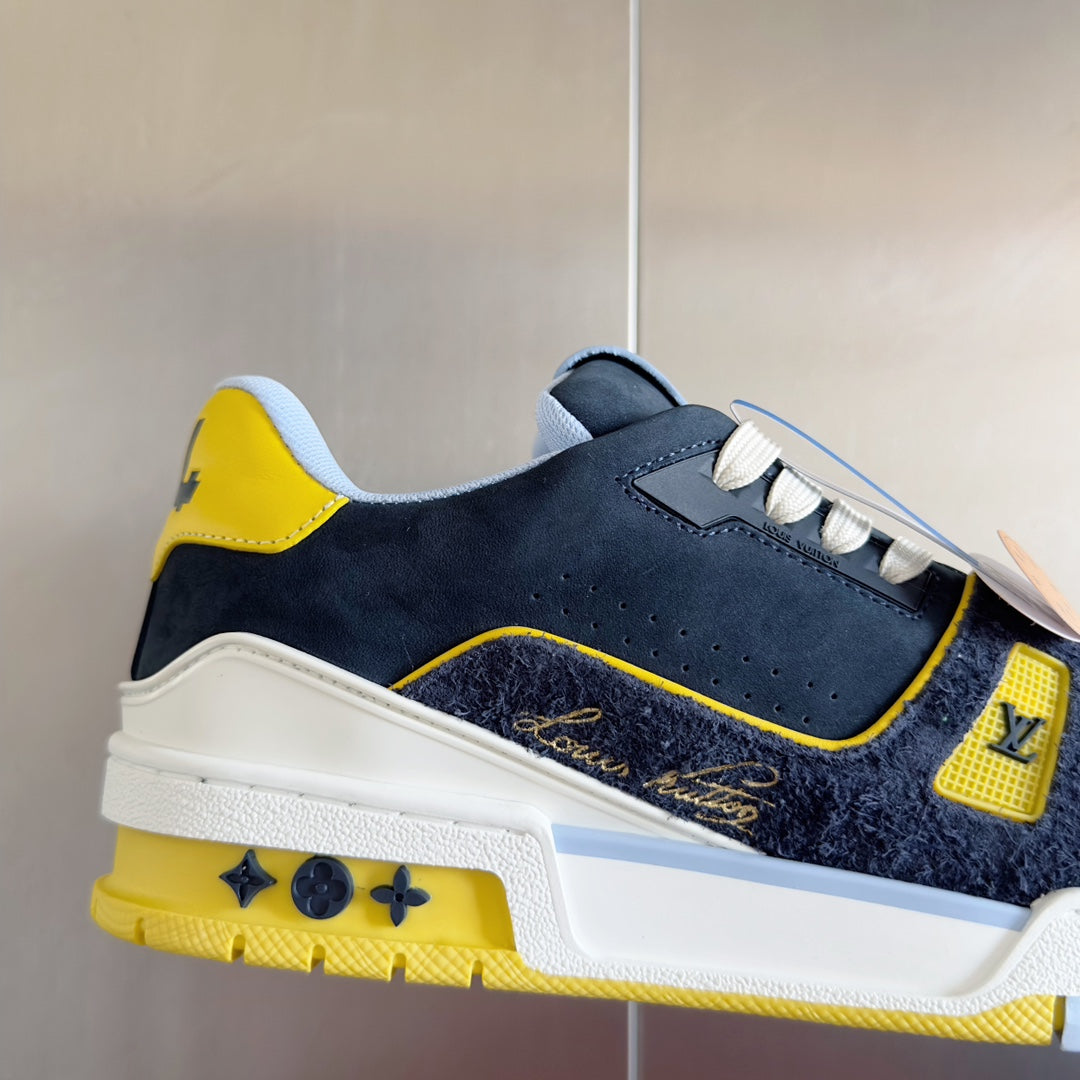2025 250318 New high quality new color board shoes