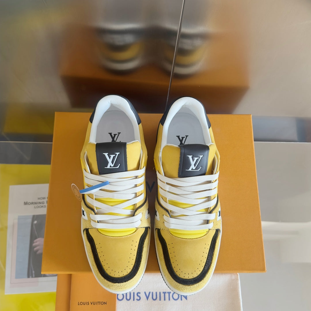 2025 250318 New high quality new color board shoes