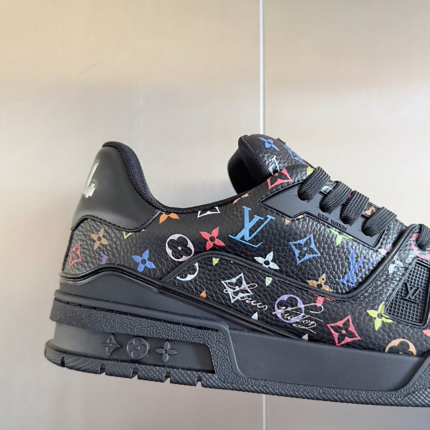 2025 250318 New high quality new color board shoes