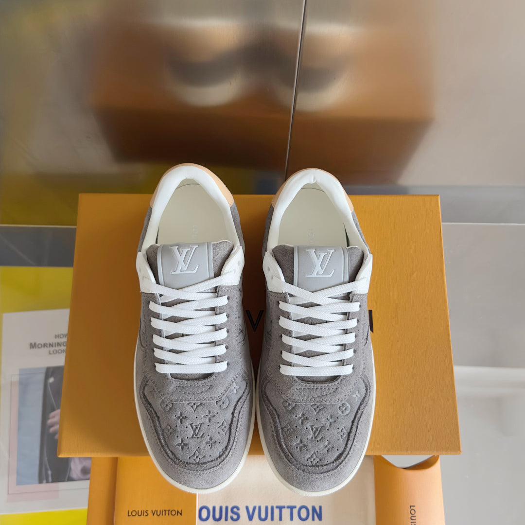 2025 250318 New high quality new color board shoes